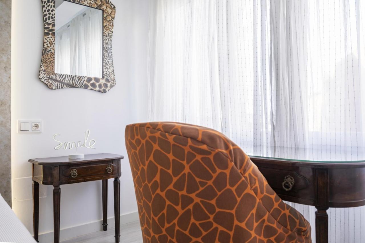 Livemalaga Modern & Vintage Malagueta Apartment ภายนอก รูปภาพ